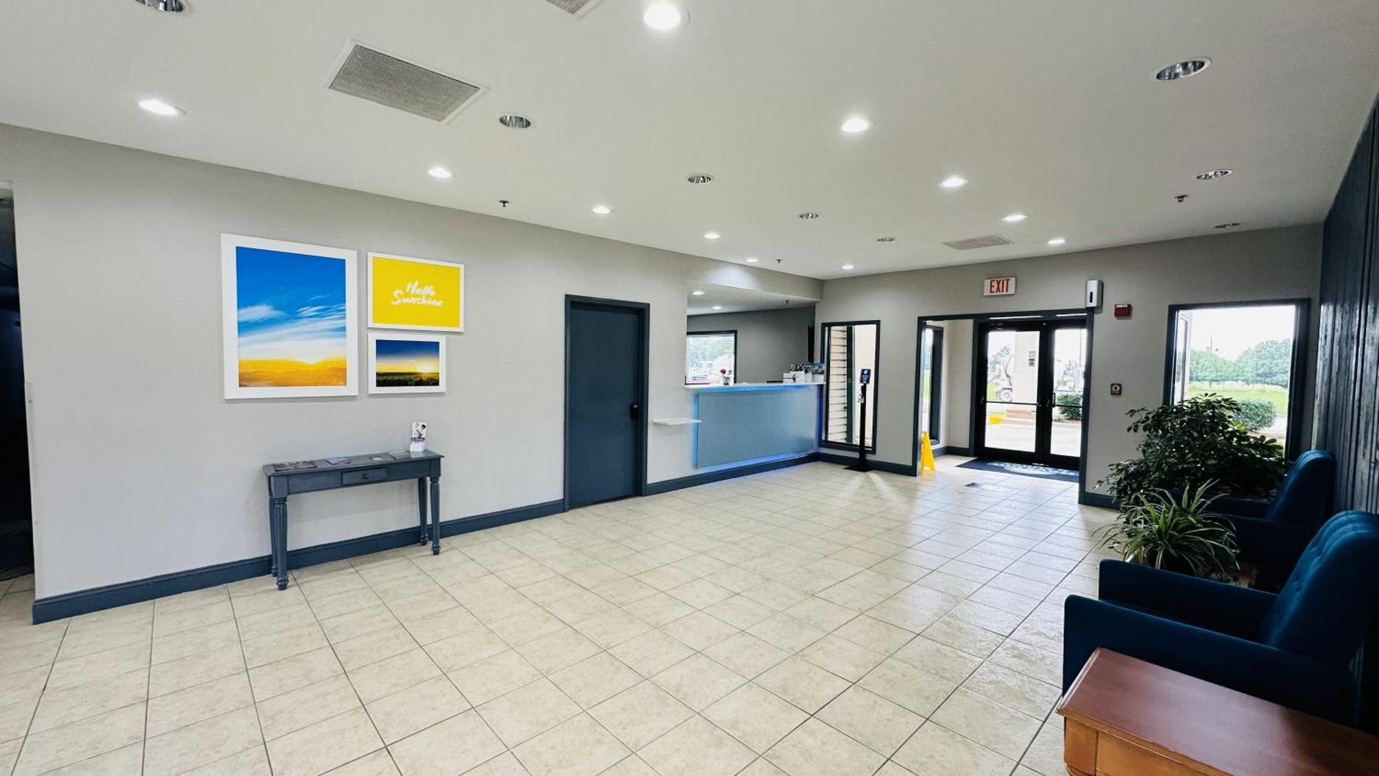 Days Inn & Suites By Wyndham Wynne Екстериор снимка