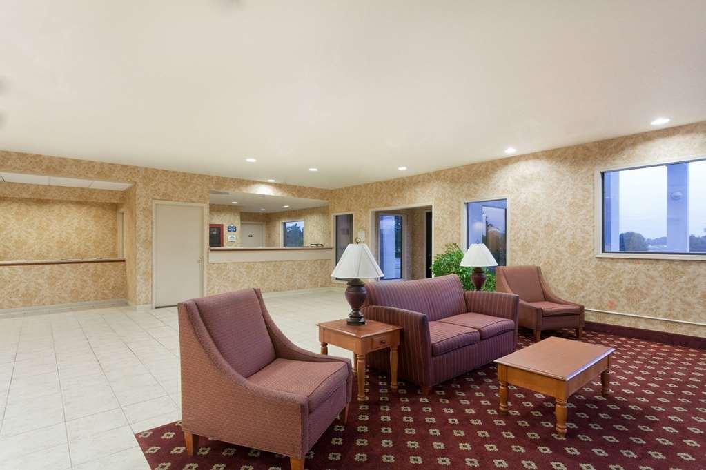 Days Inn & Suites By Wyndham Wynne Интериор снимка